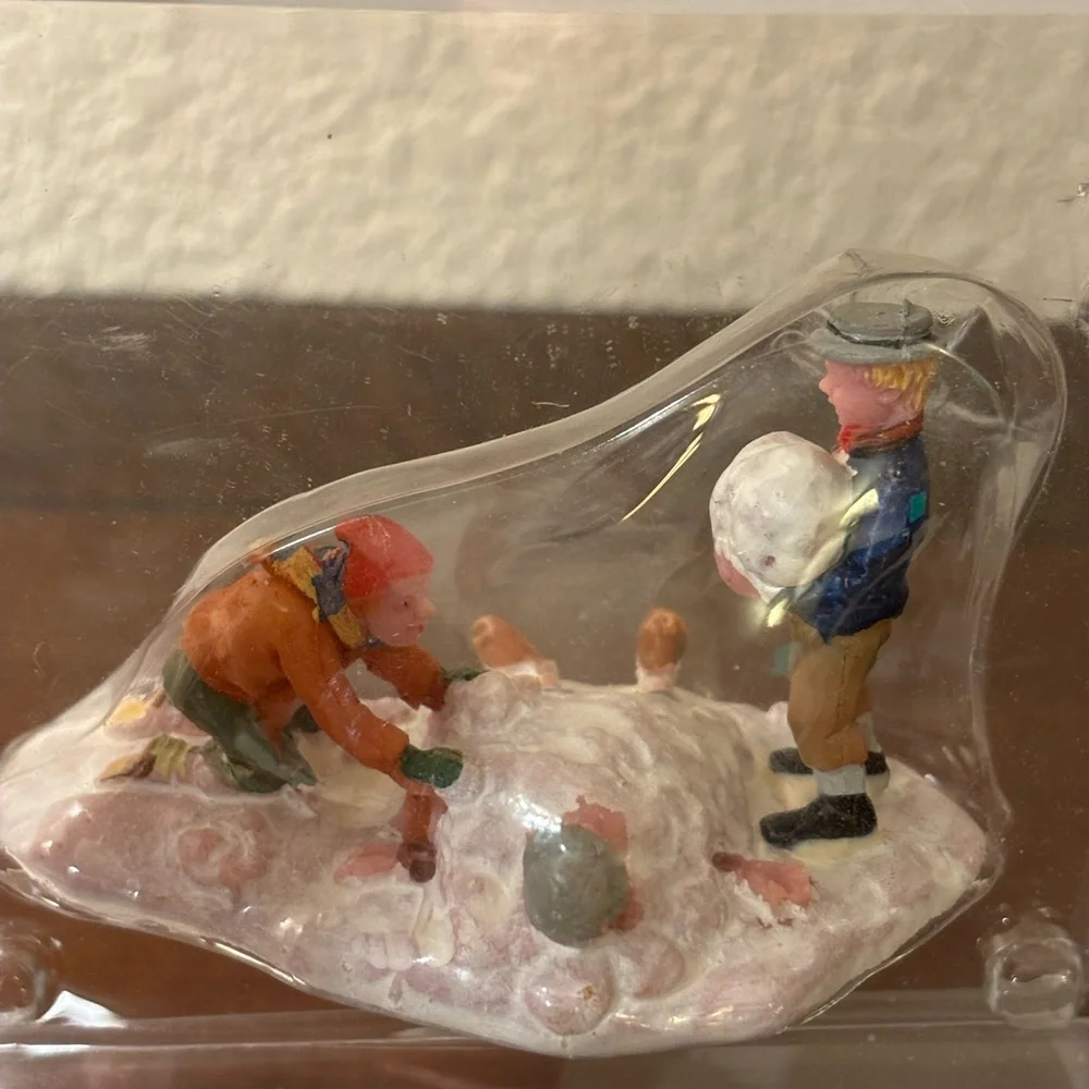 Lemax 2006 “Snowball‎ Ambush” Village Figurine #62270 — Retired Collectible